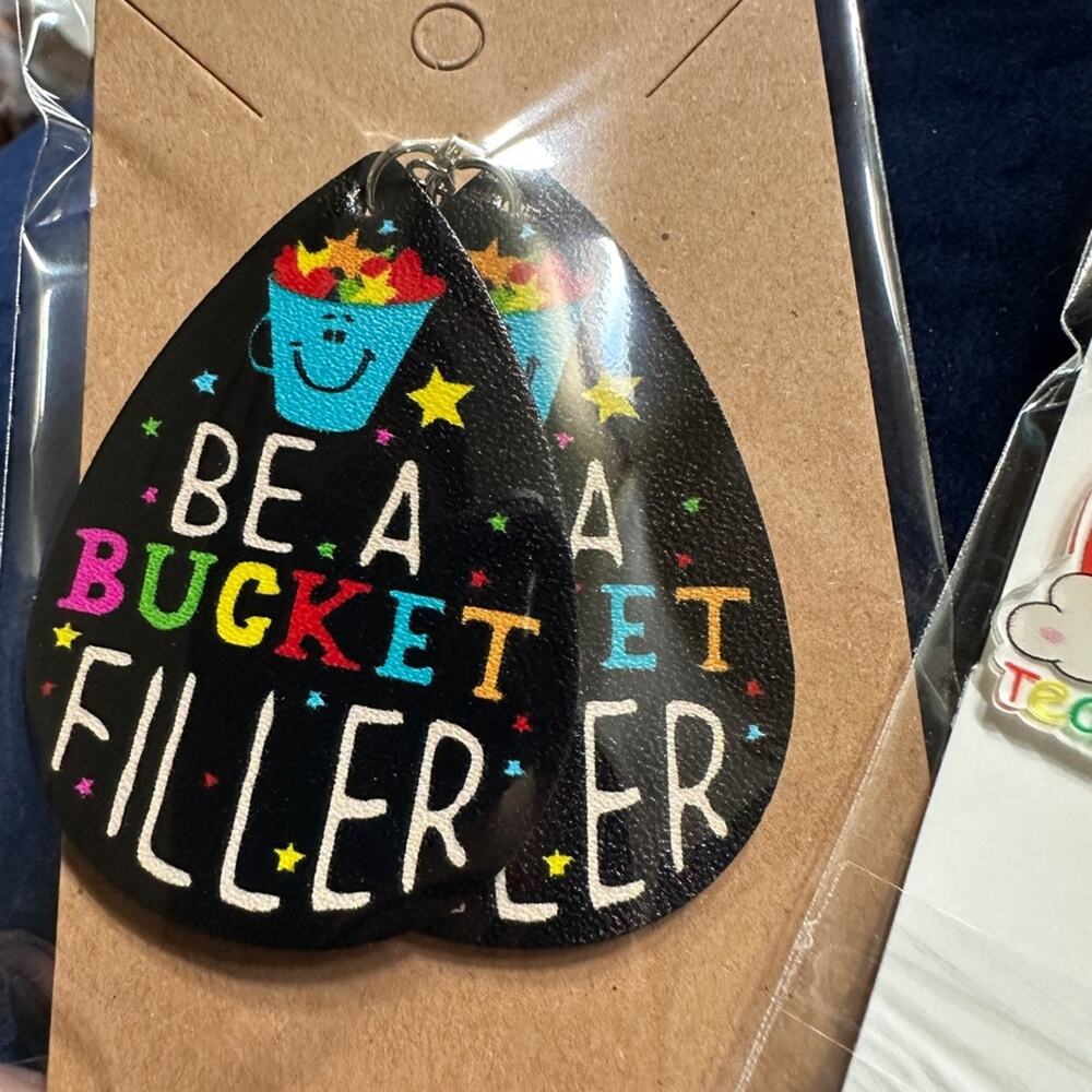 Be a Bucket Filler‎ fun teacher earrings